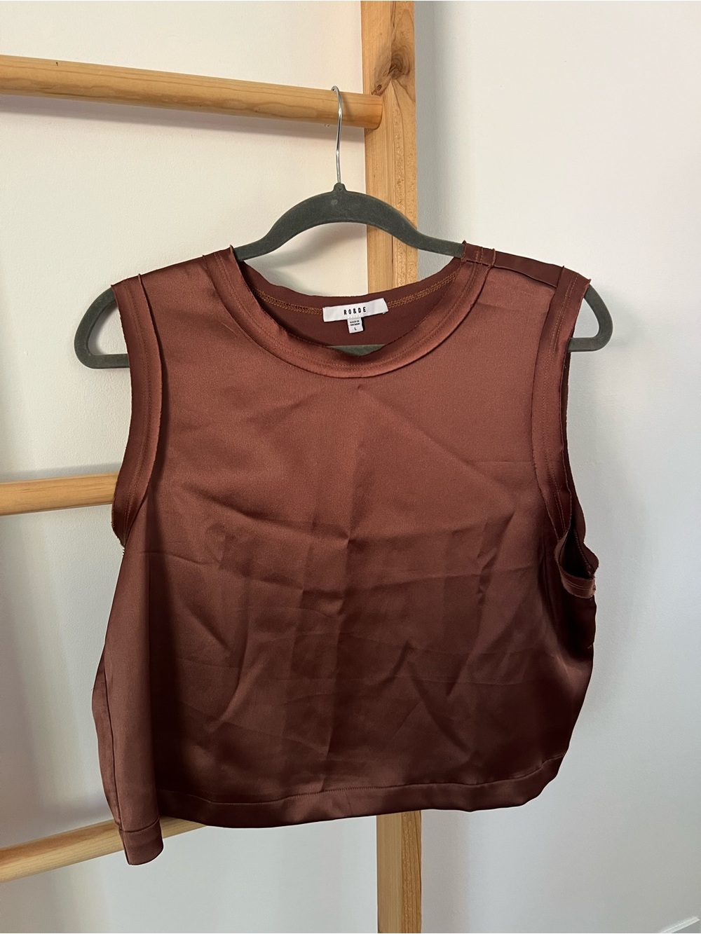 RO & DE silk/satin chocolate brown top✨